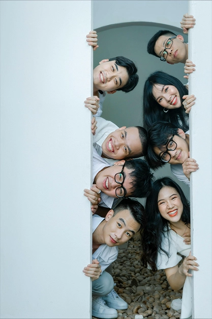 COMMUNITY